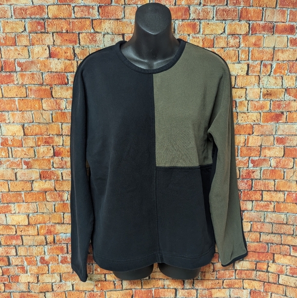 OAK + FORT Sweaters - Oak + Fort Black & Olive Green Colorblock Doleman Sleeve Sweat Shirt Size XS
